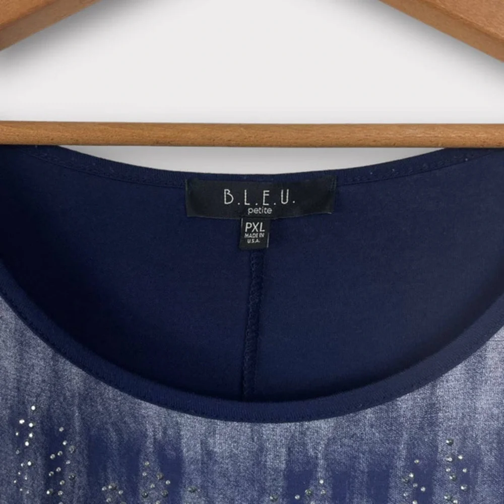 BLEU Rhinestone Navy Blue Short Sleeve‎ Blouse PXL - Picture 4 of 4